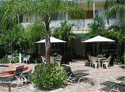 Hotel Worthington All Male