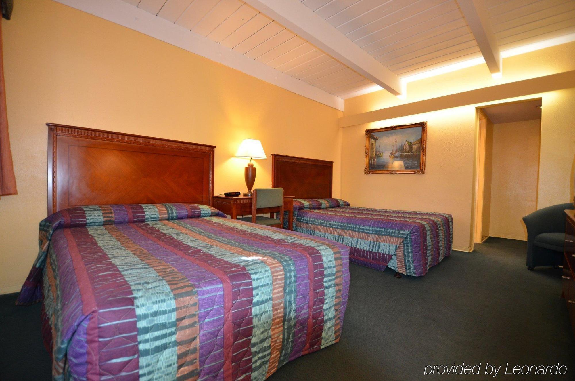 Sea Club Ocean Hotel