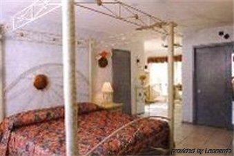 Hotel Tropi Rock Fort Lauderdale