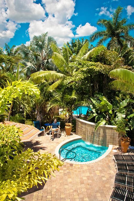 The Cabanas Guesthouse & Spa - Gay Resort Catering To Gay Men Fort Lauderdale