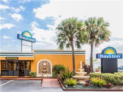 Days By Wyndham Lauderdale-oakland Park Airport N