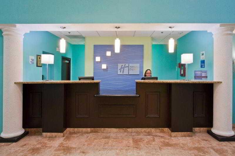 Hotel Express & Lauderdale Airport/cruise Port By Ihg Fort Lauderdale