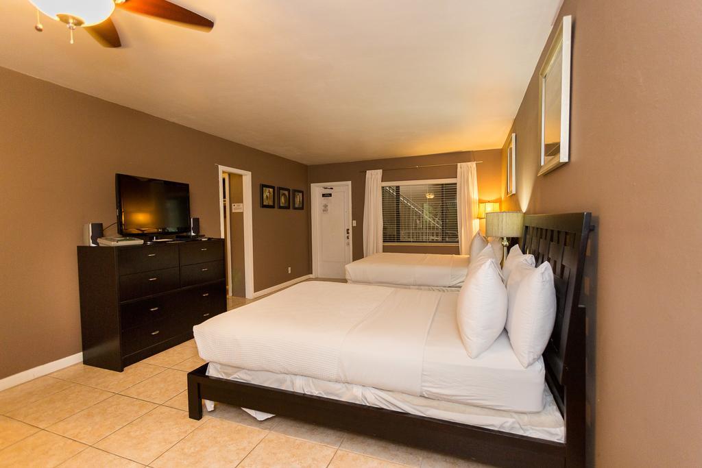 Inn Granada 4*