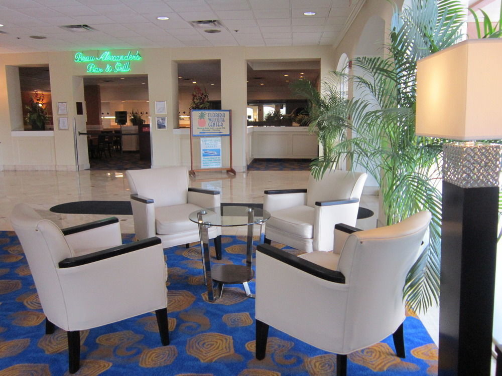 Plaza Lauderdale Hotel
