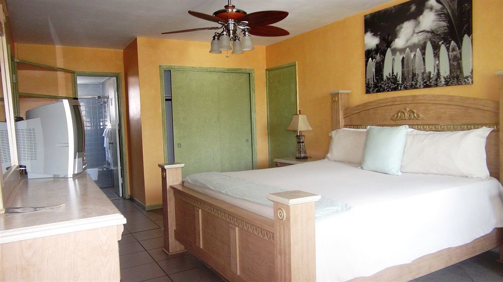 Hotel Tropi Rock