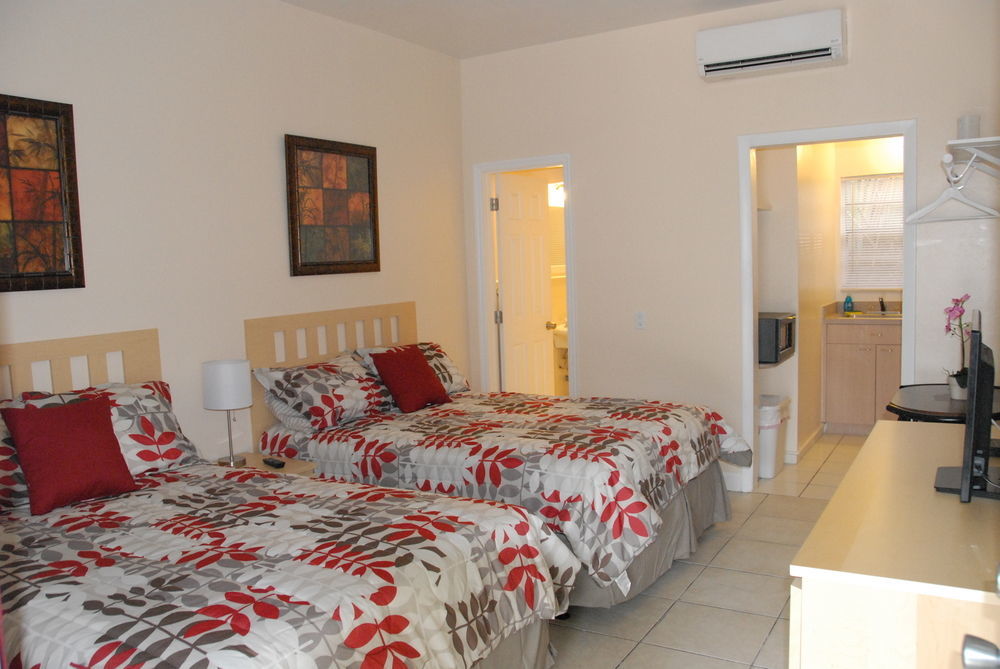 The Deauville Resort 3*