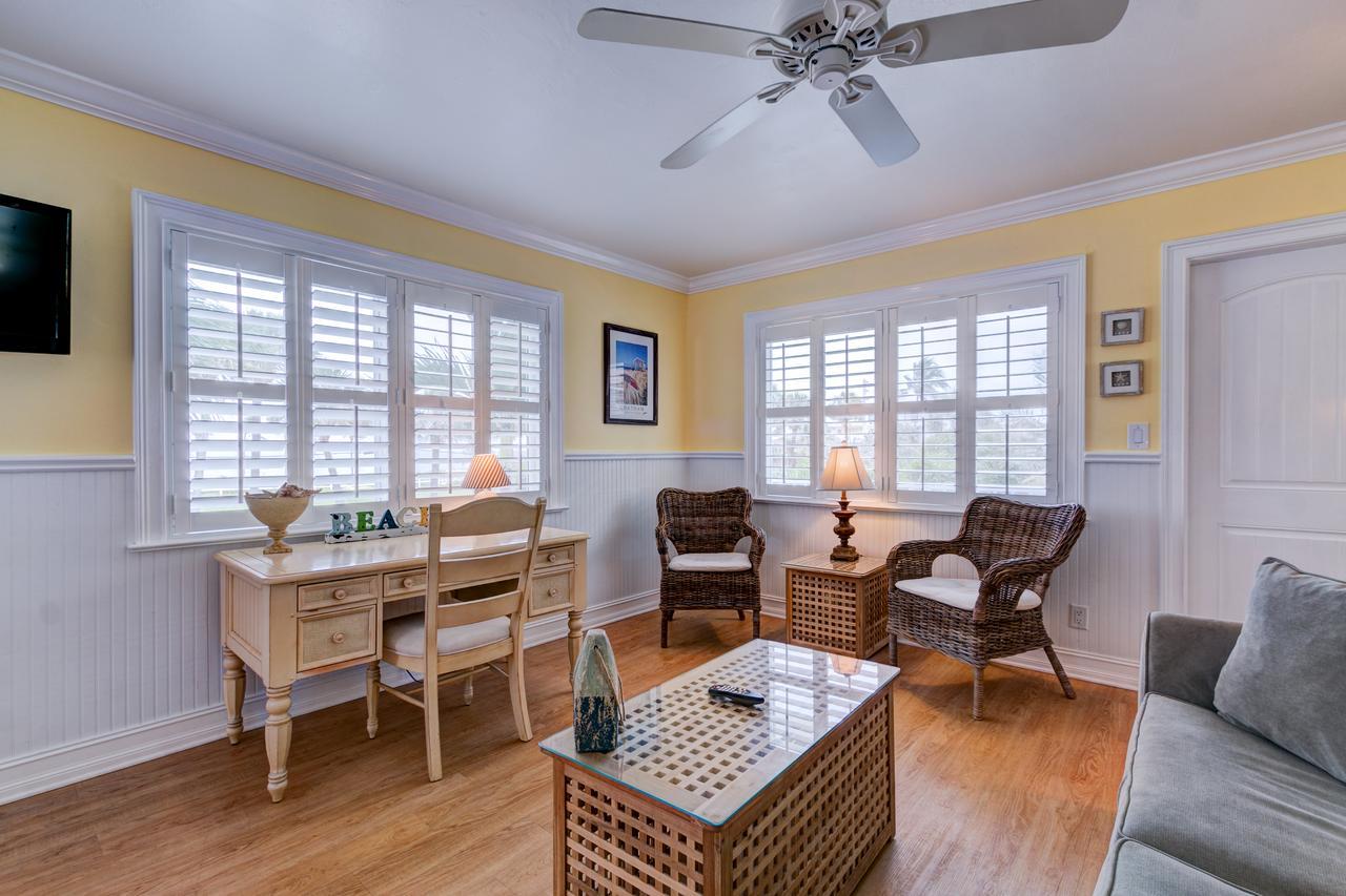 Beachside Village 3* Fort Lauderdale