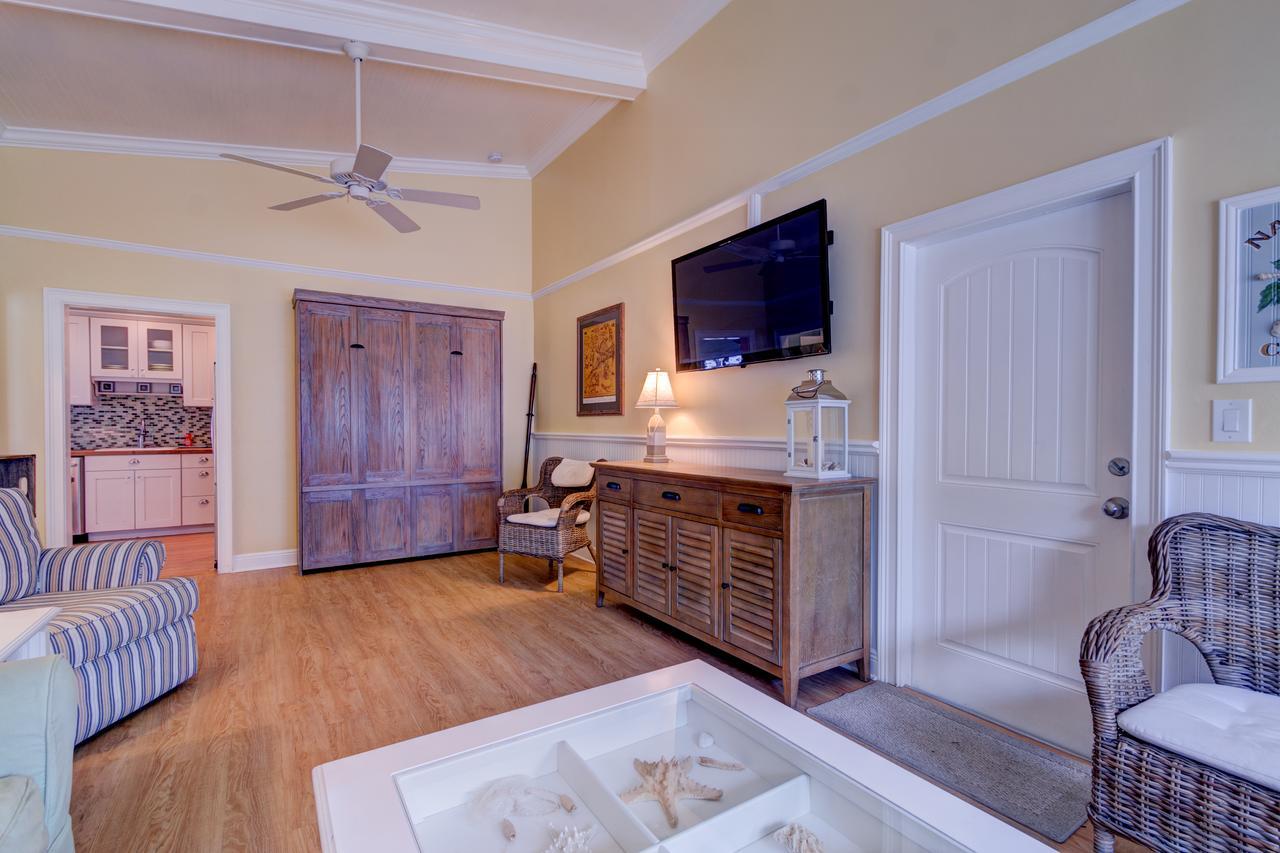 Beachside Village 3*