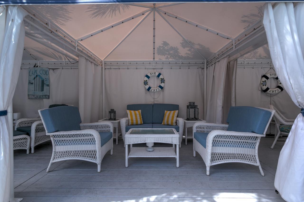 Resort Beachside Village 3*