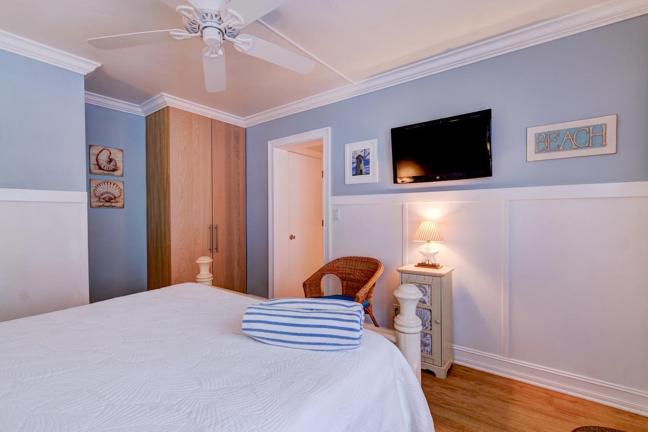 Beachside Village 3* Fort Lauderdale