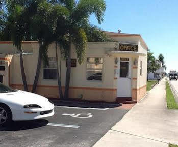Crown Motel Fort Lauderdale