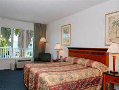 Hotel Ramada By Wyndham Lauderdale Airport/cruise Port 3*