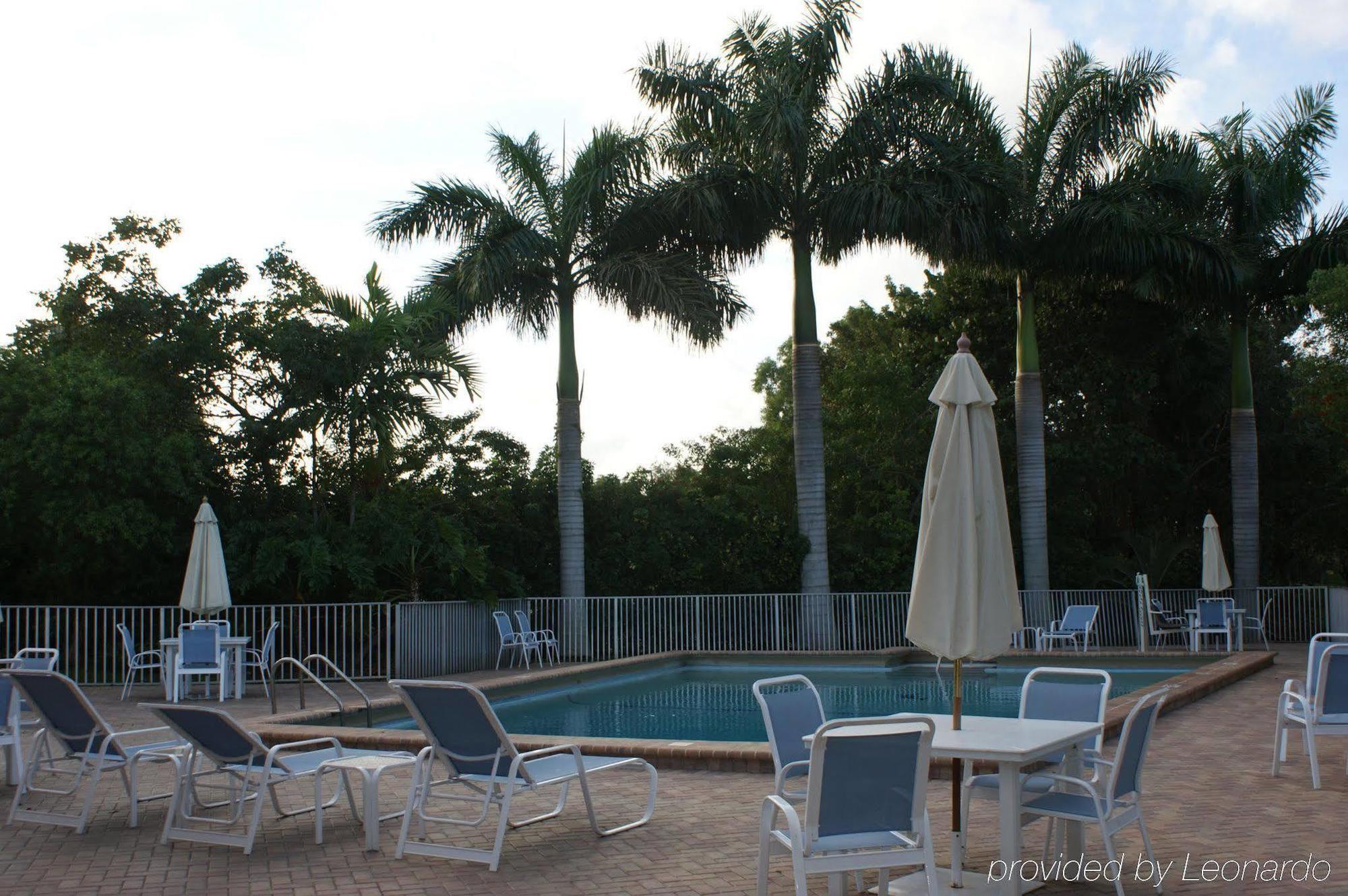 Hotel Days By Wyndham Lauderdale-oakland Park Airport N