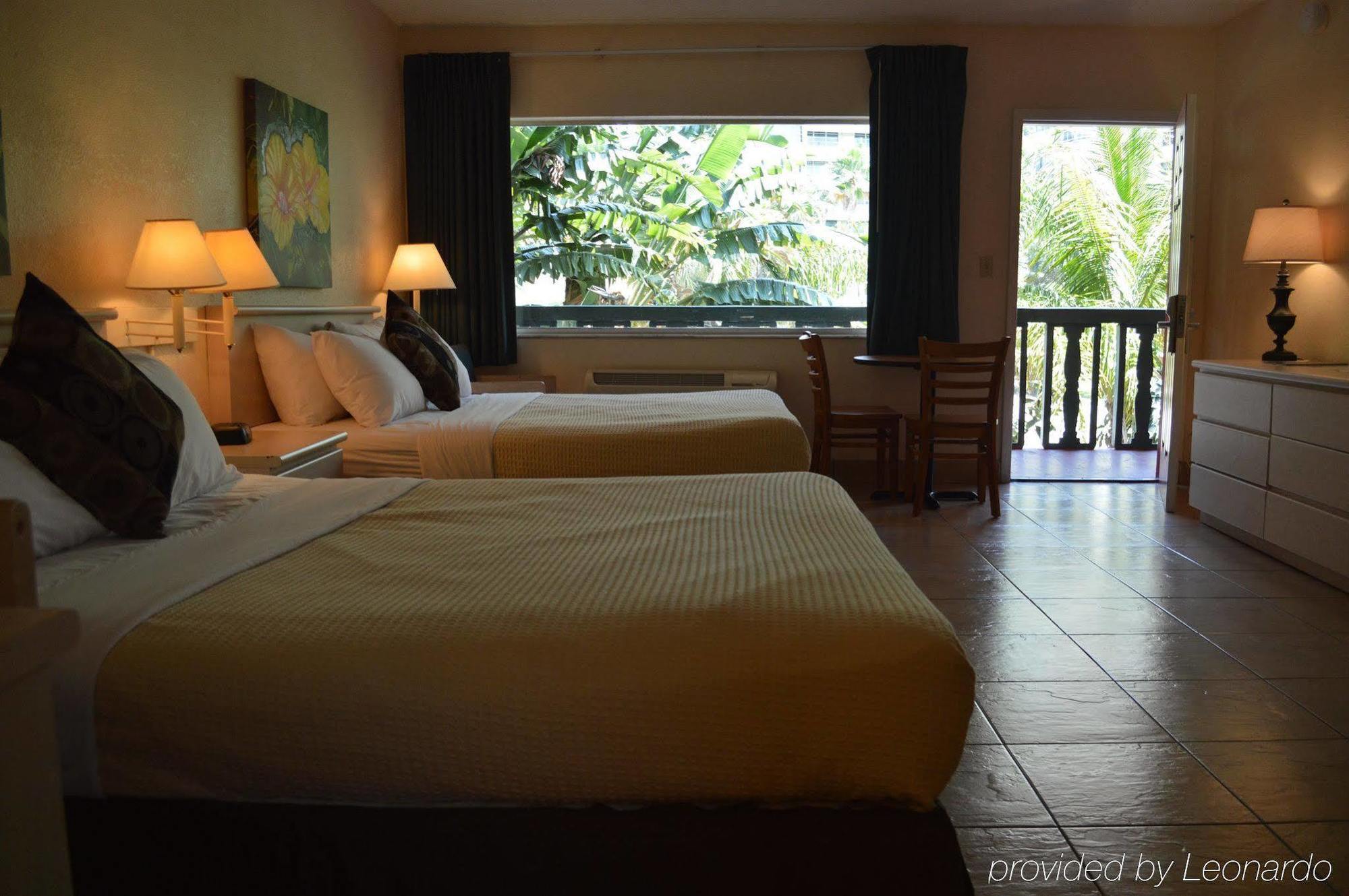 Ft. Lauderdale Hotel 3*