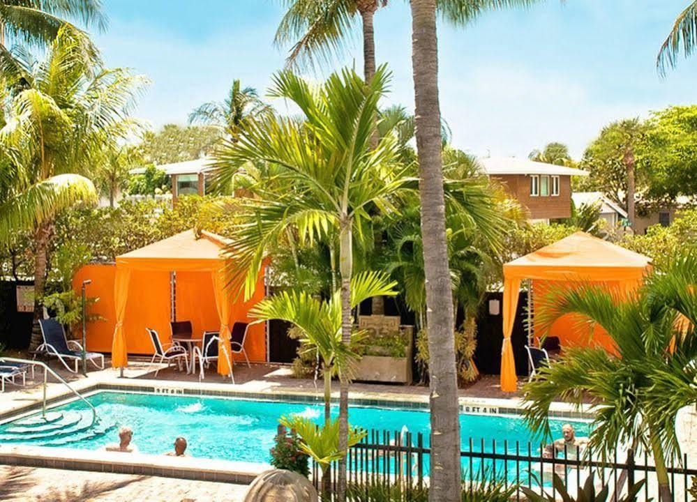 The Cabanas Guesthouse & Spa - Gay Resort Catering To Gay Men