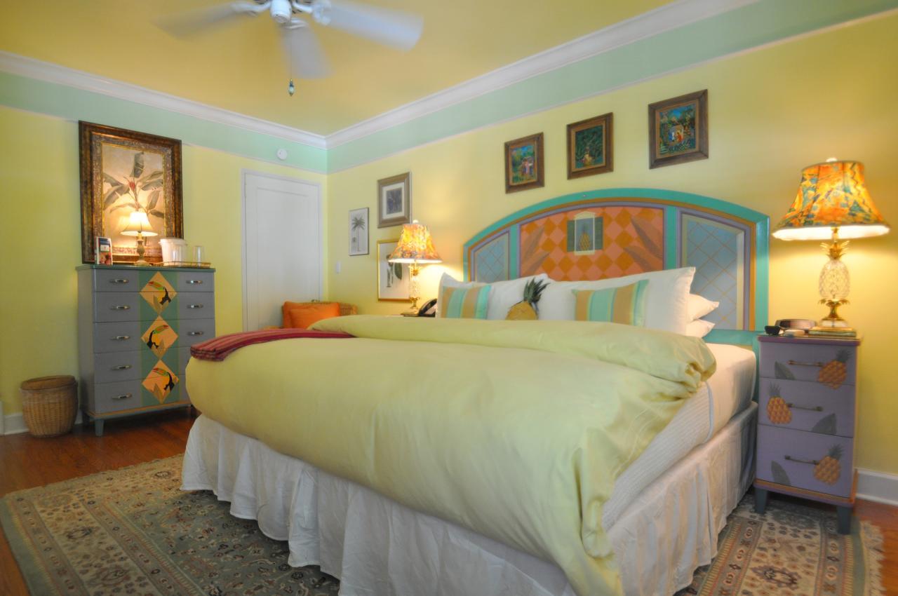 Resort Pineapple Point & - Gay Men's 3*