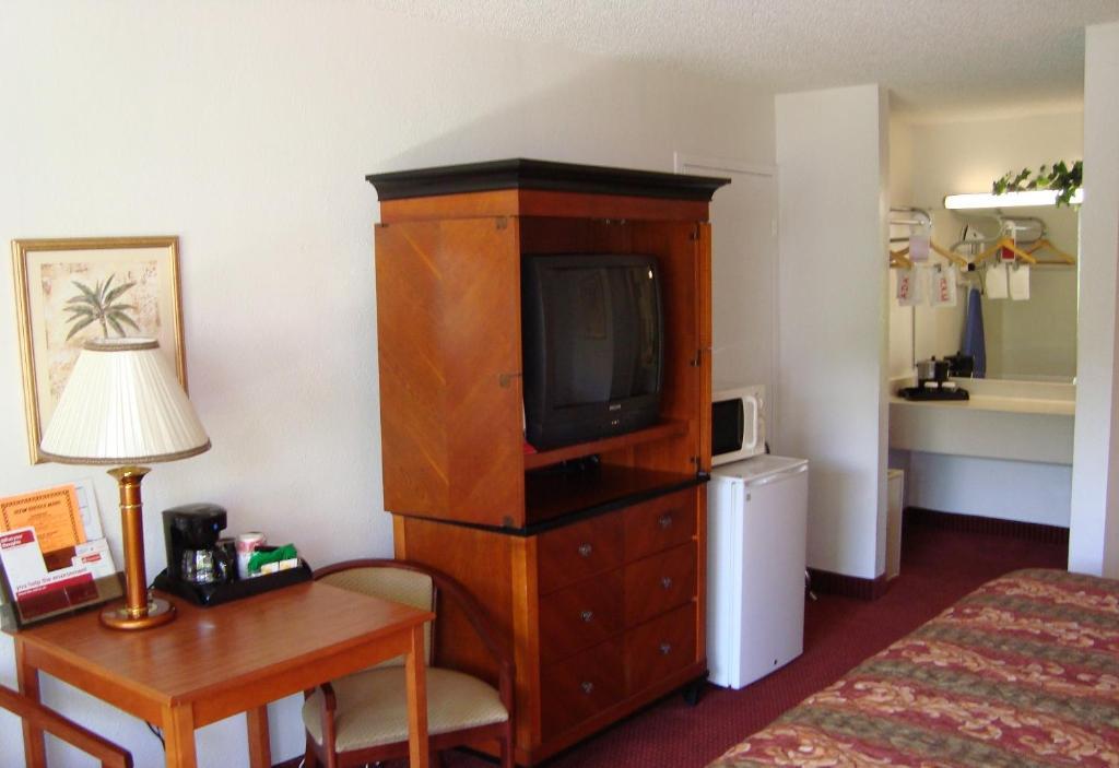 Ramada By Wyndham Lauderdale Airport/cruise Port 3* Fort Lauderdale