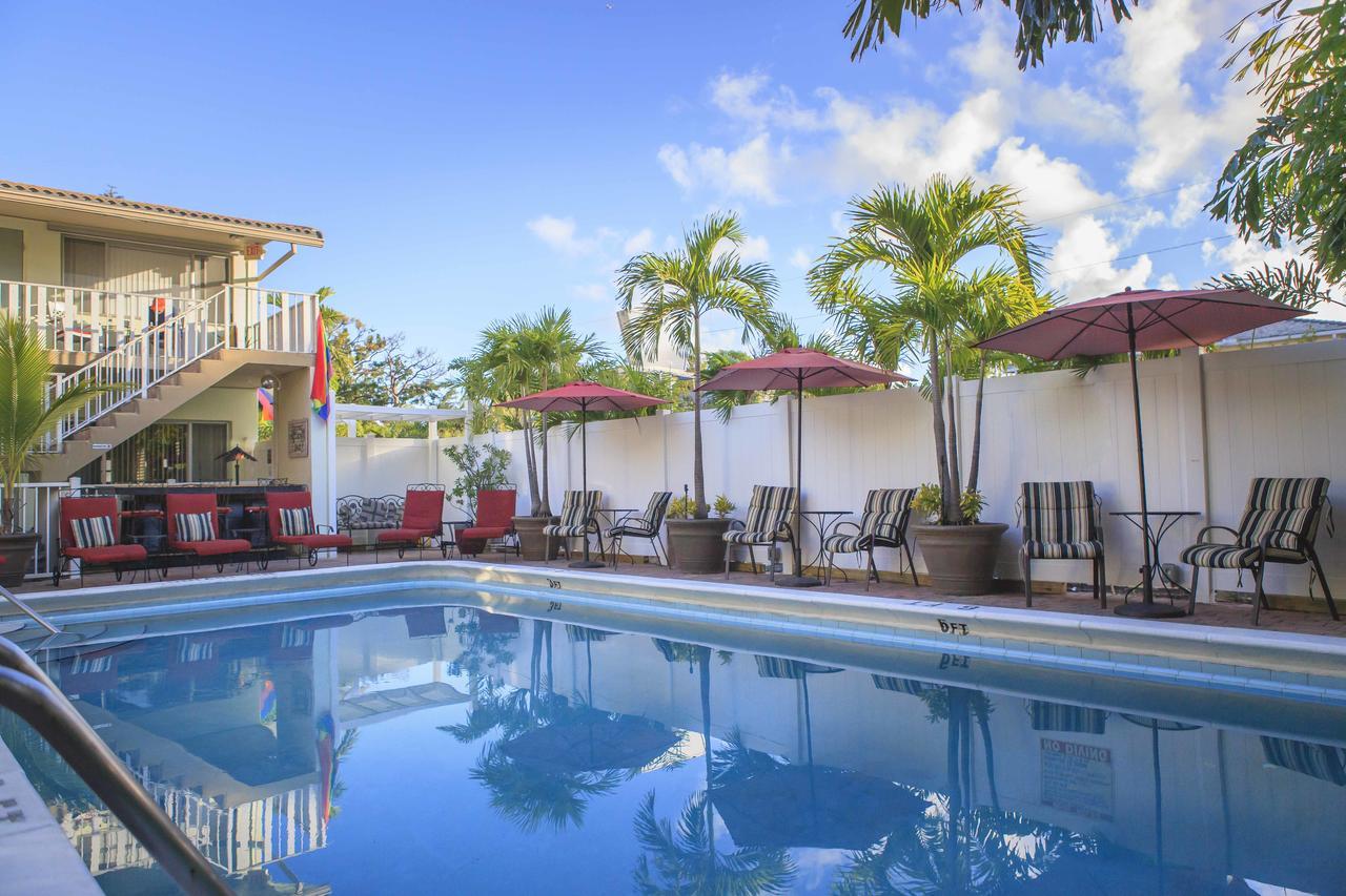 Hotel The Big Coconut - Gay Men's 3*