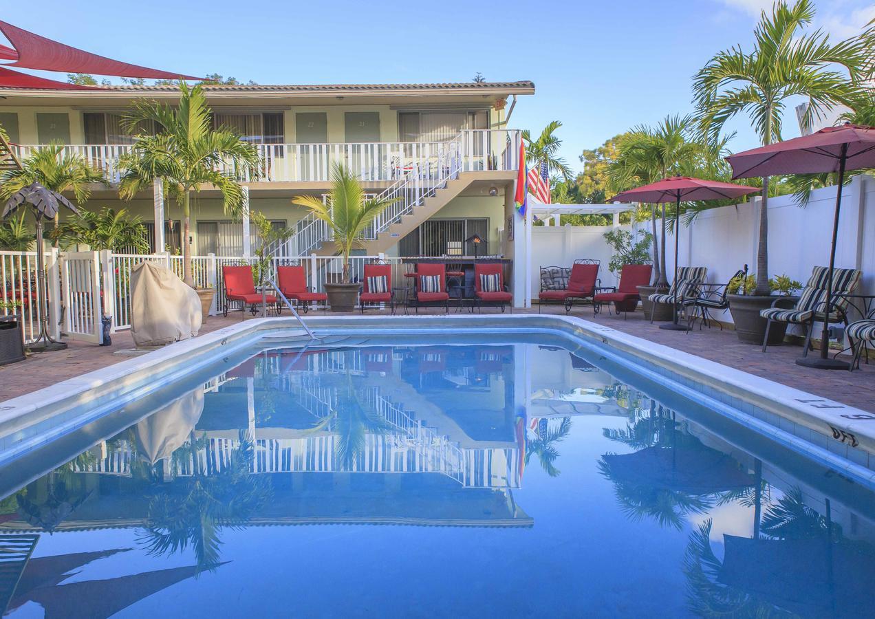 Hotel The Big Coconut - Gay Men's 3*