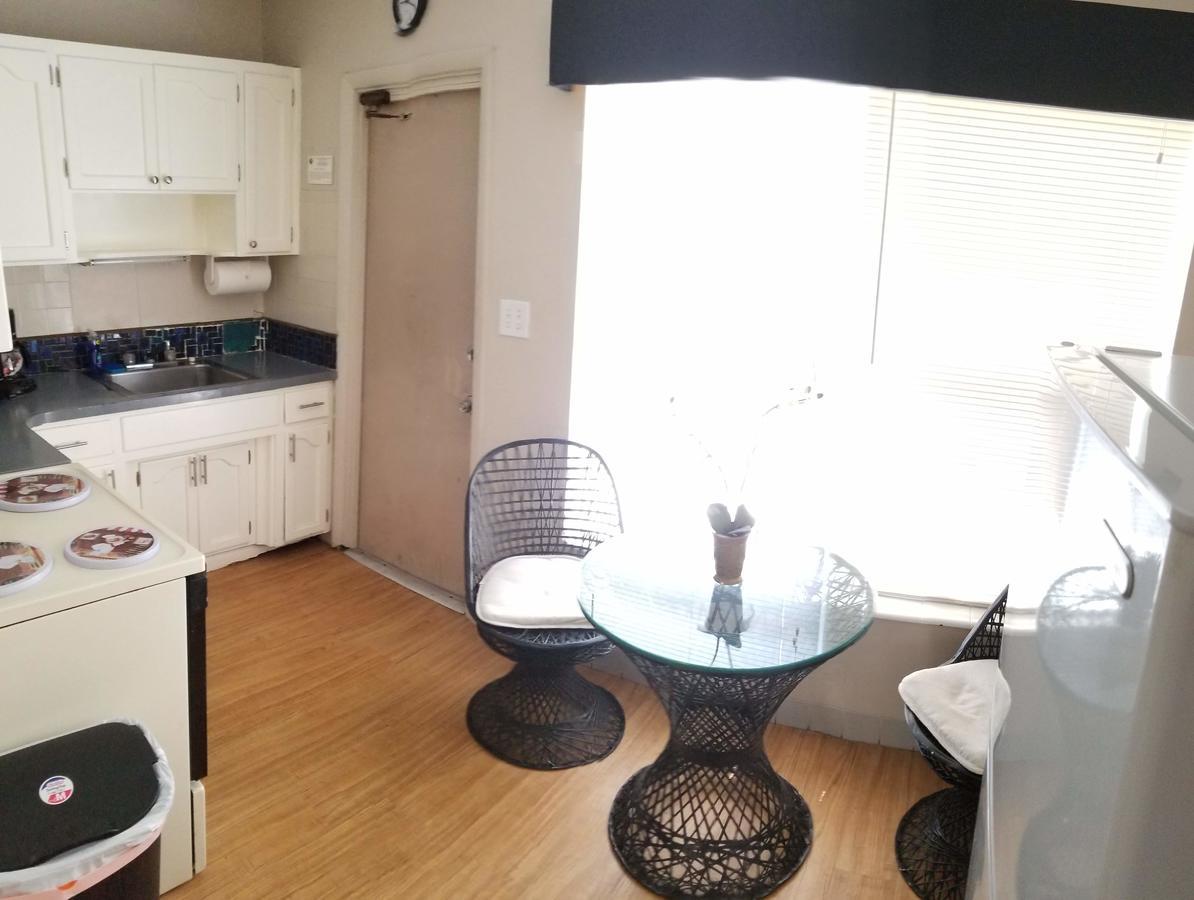 Leather Guest House-gay Male Only 3*