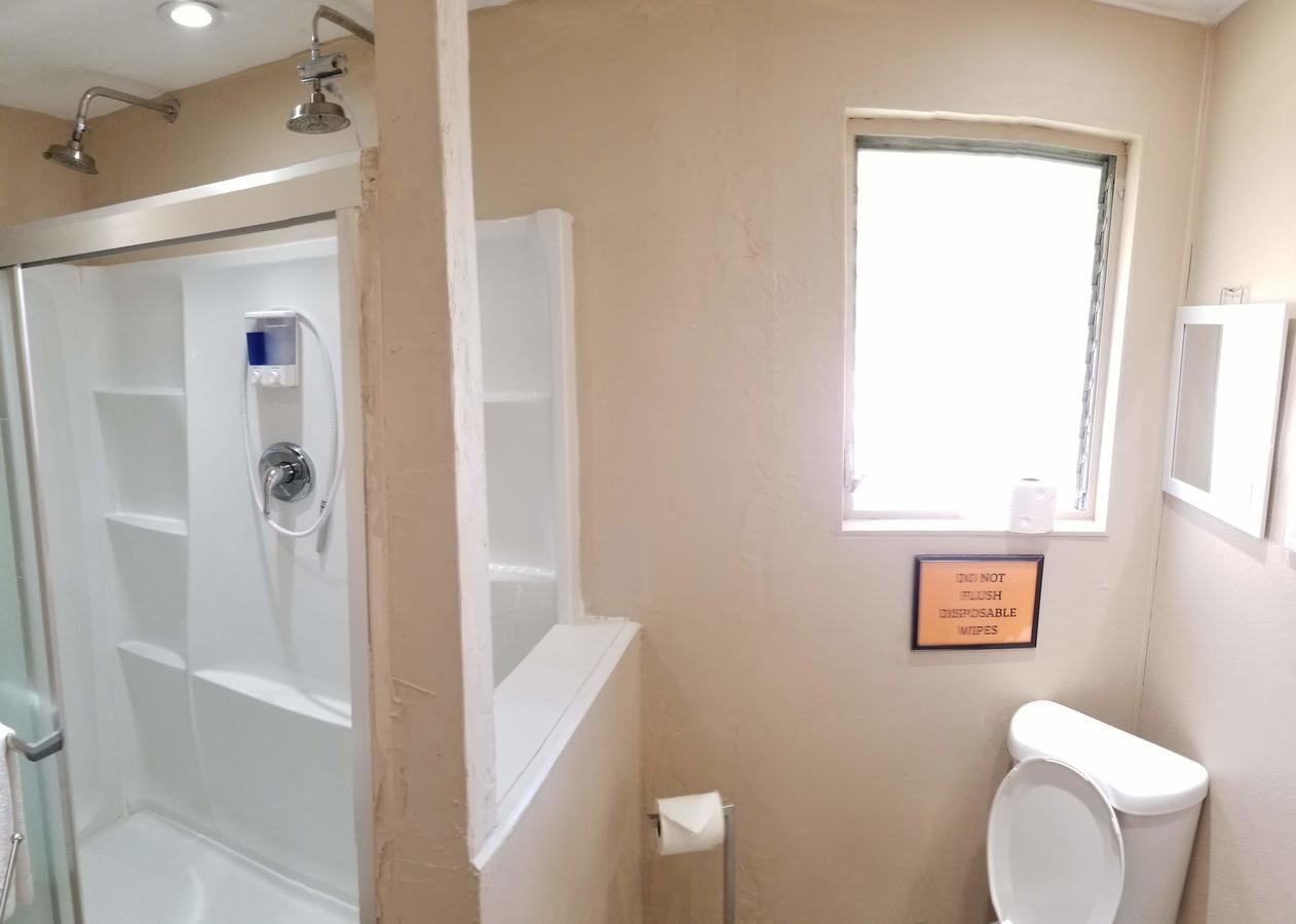 Leather Guest House-gay Male Only Hotel