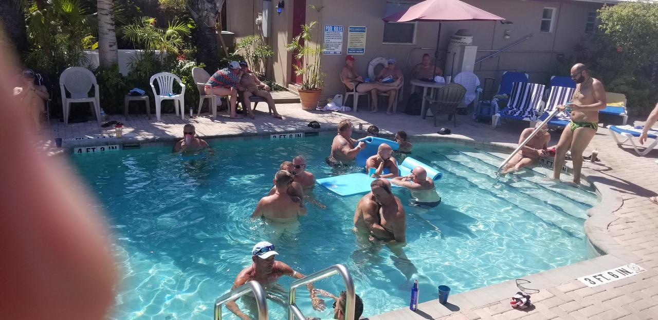 Leather Guest House-gay Male Only Fort Lauderdale