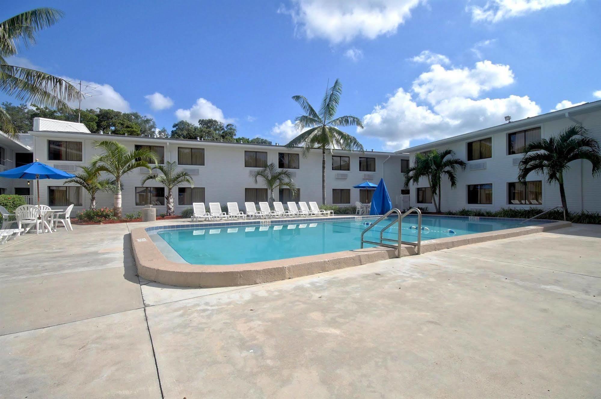 6-fort Lauderdale, Fl Hotel