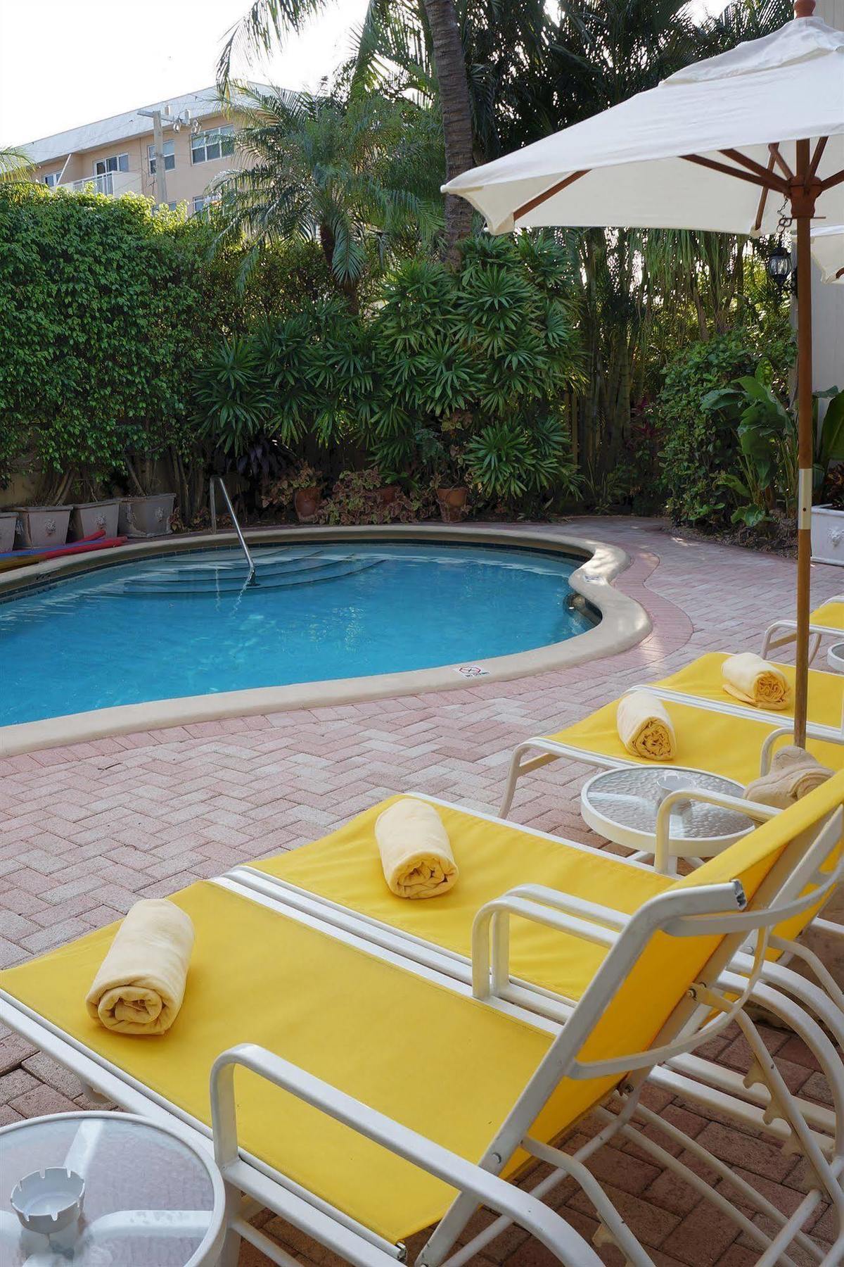 La Casa Hotel