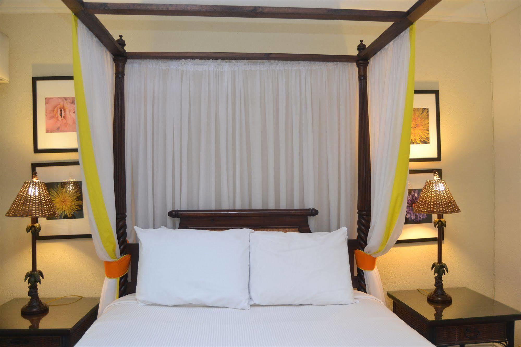 Hotel La Casa 2*
