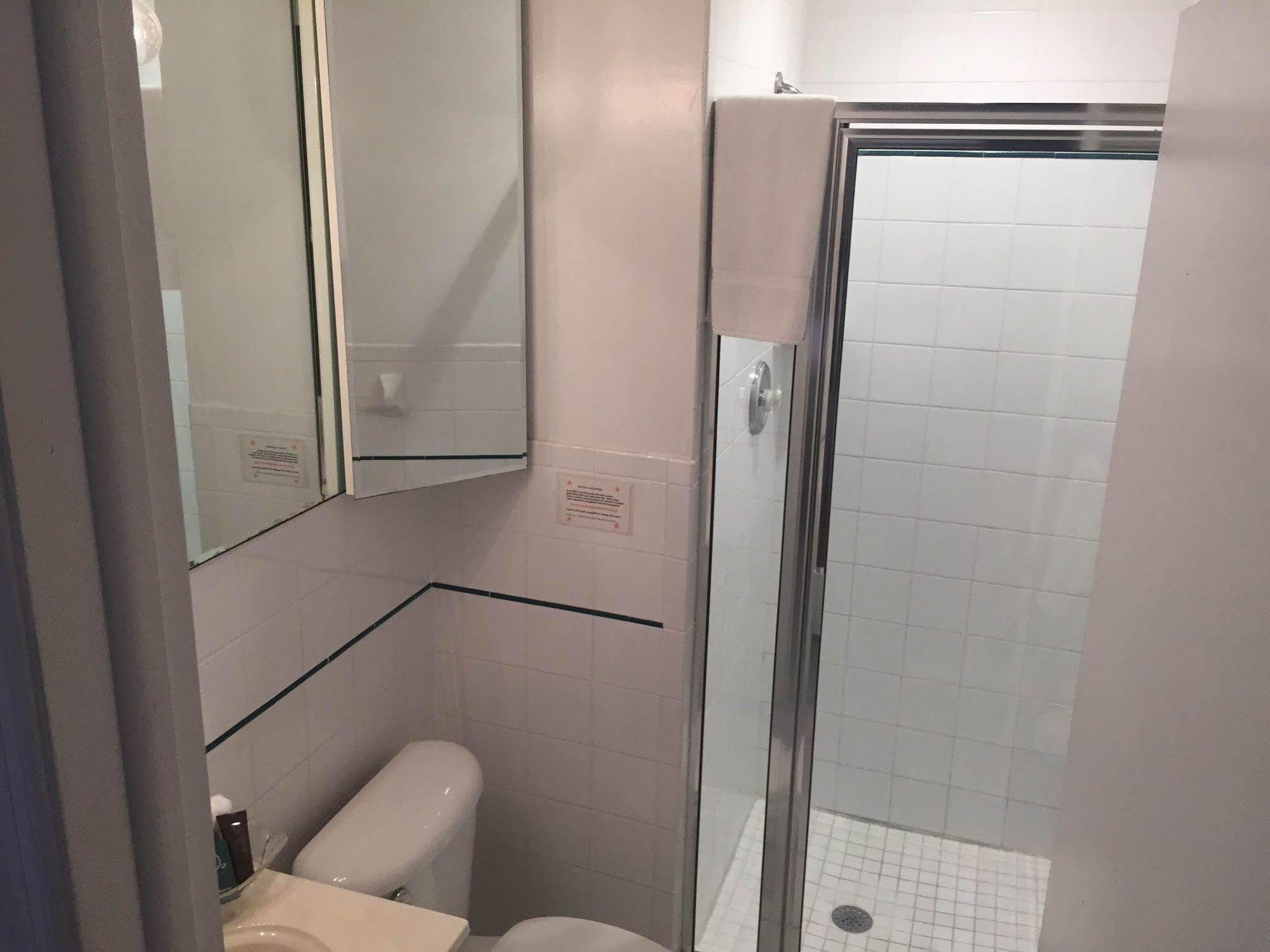 Coral Reef Guest house 3*