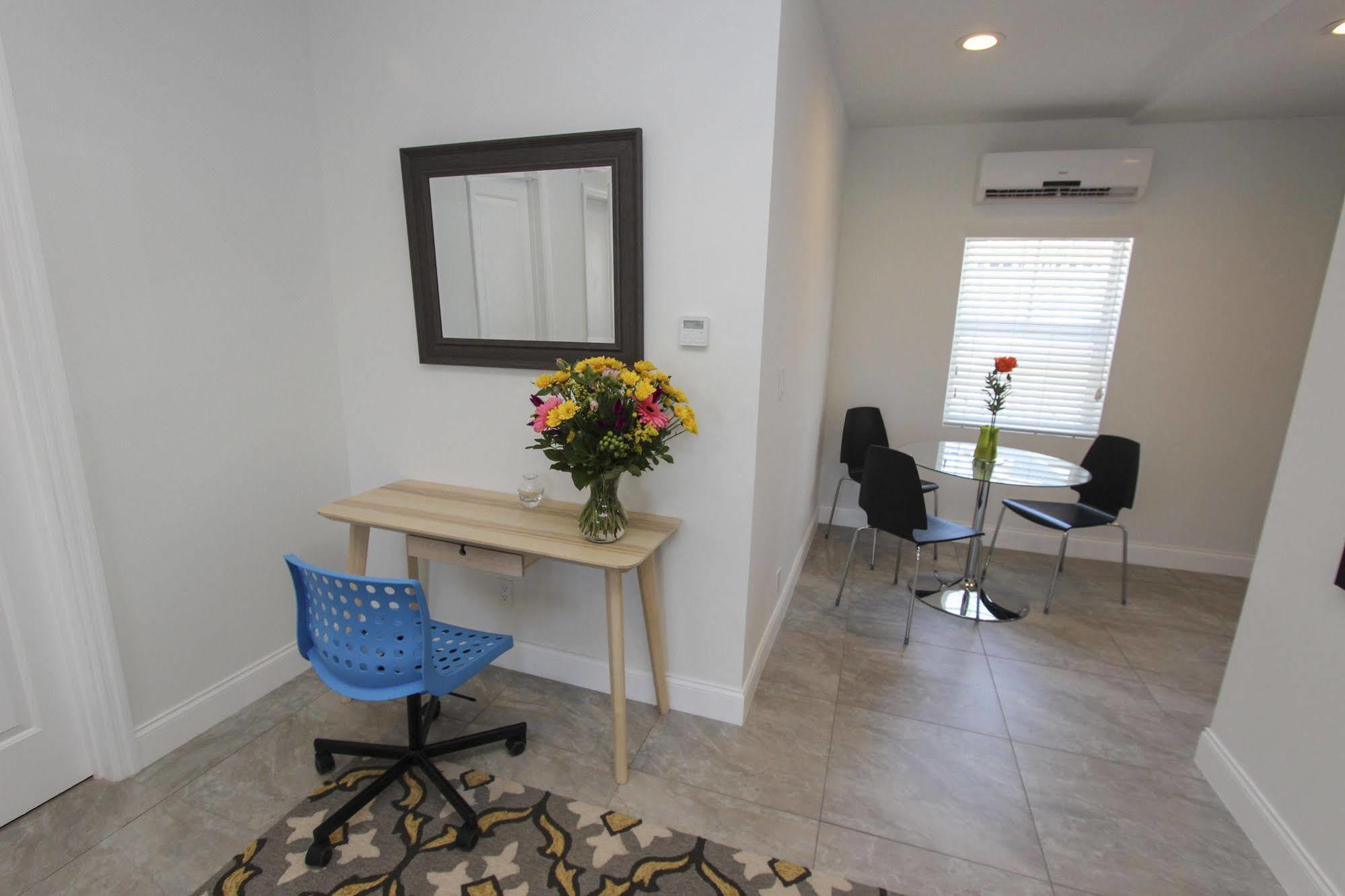 Hotel Sibi Fort Lauderdale