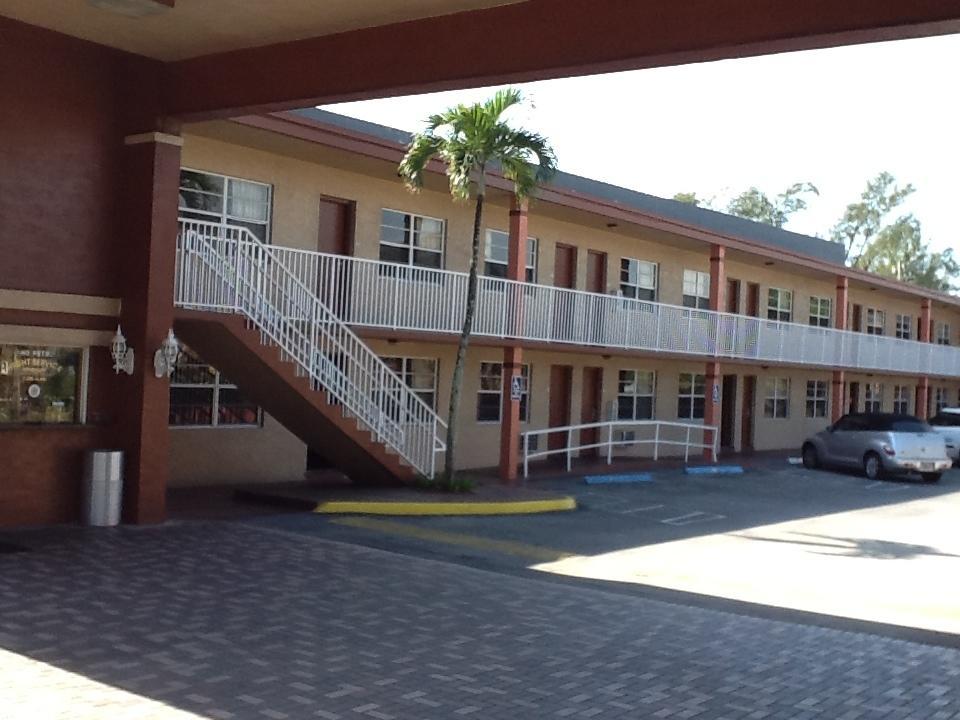 America's & Lauderdale North Motel Fort Lauderdale