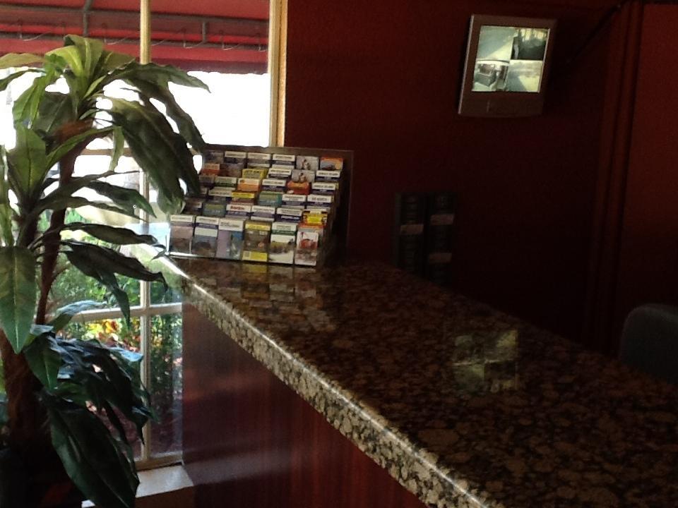 America's & Lauderdale North Motel 2*