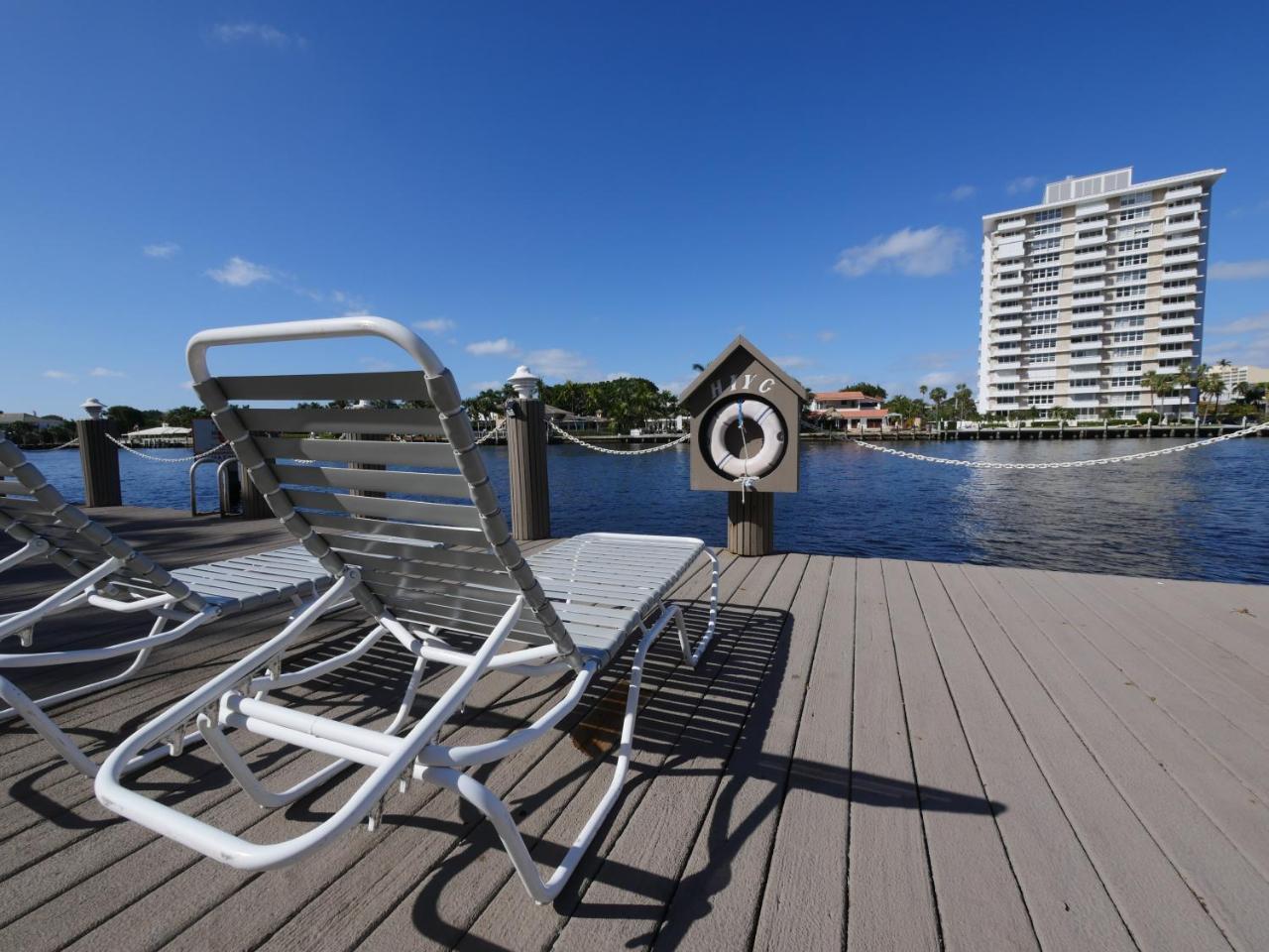 Isle Yacht Club Hotel 3*