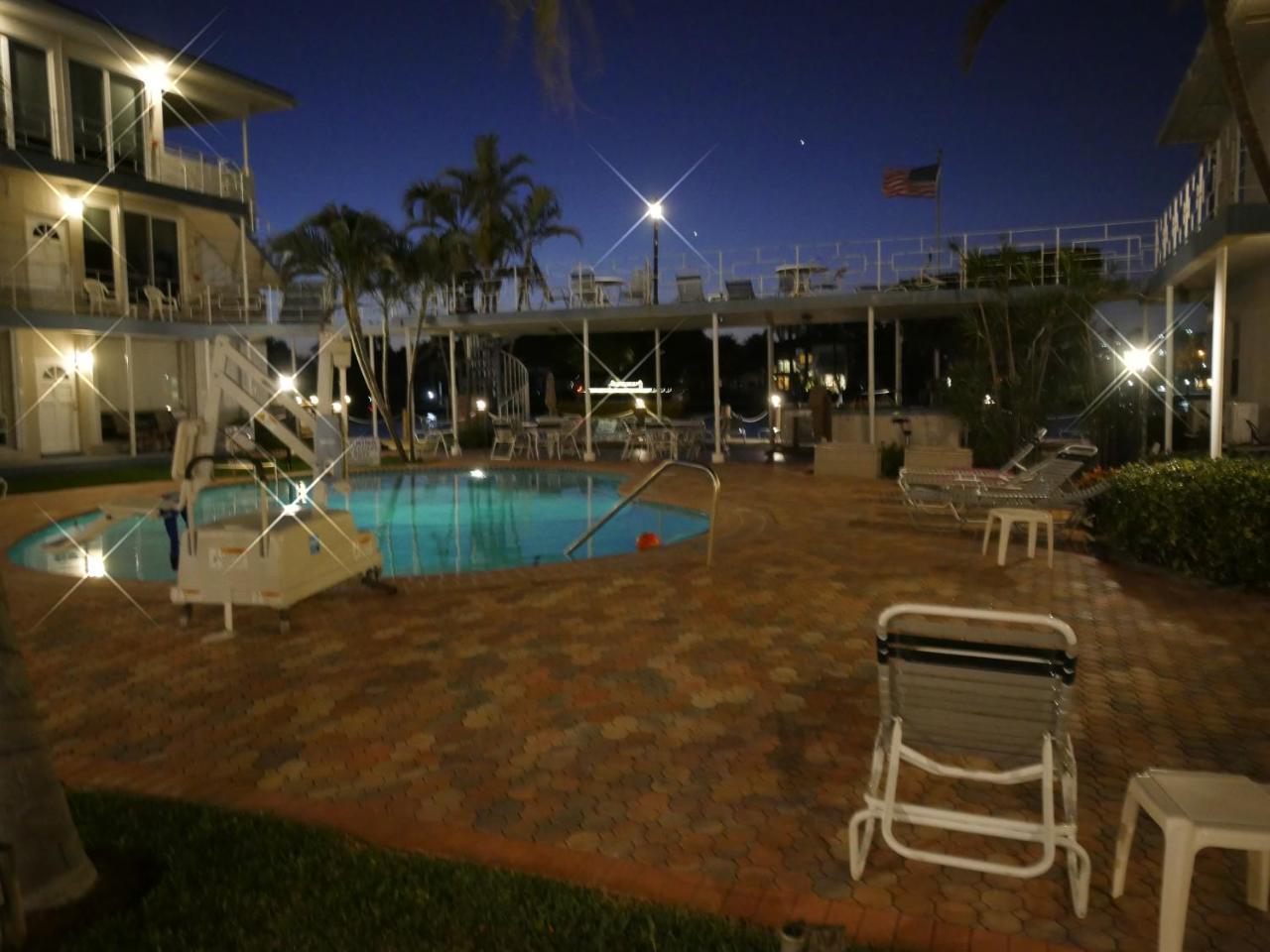 Isle Yacht Club 3*