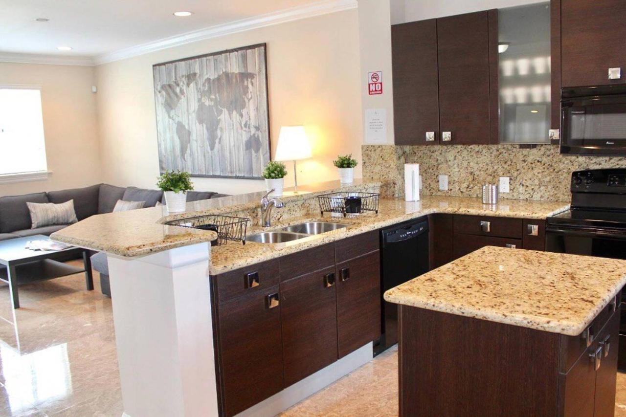 New 4 Bedroom House Close To Everything In Fll#320 Holiday home Fort Lauderdale