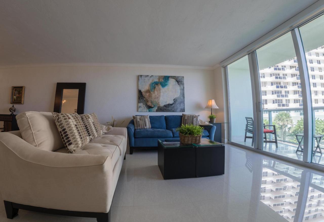 Tides Hollywood Apartment *