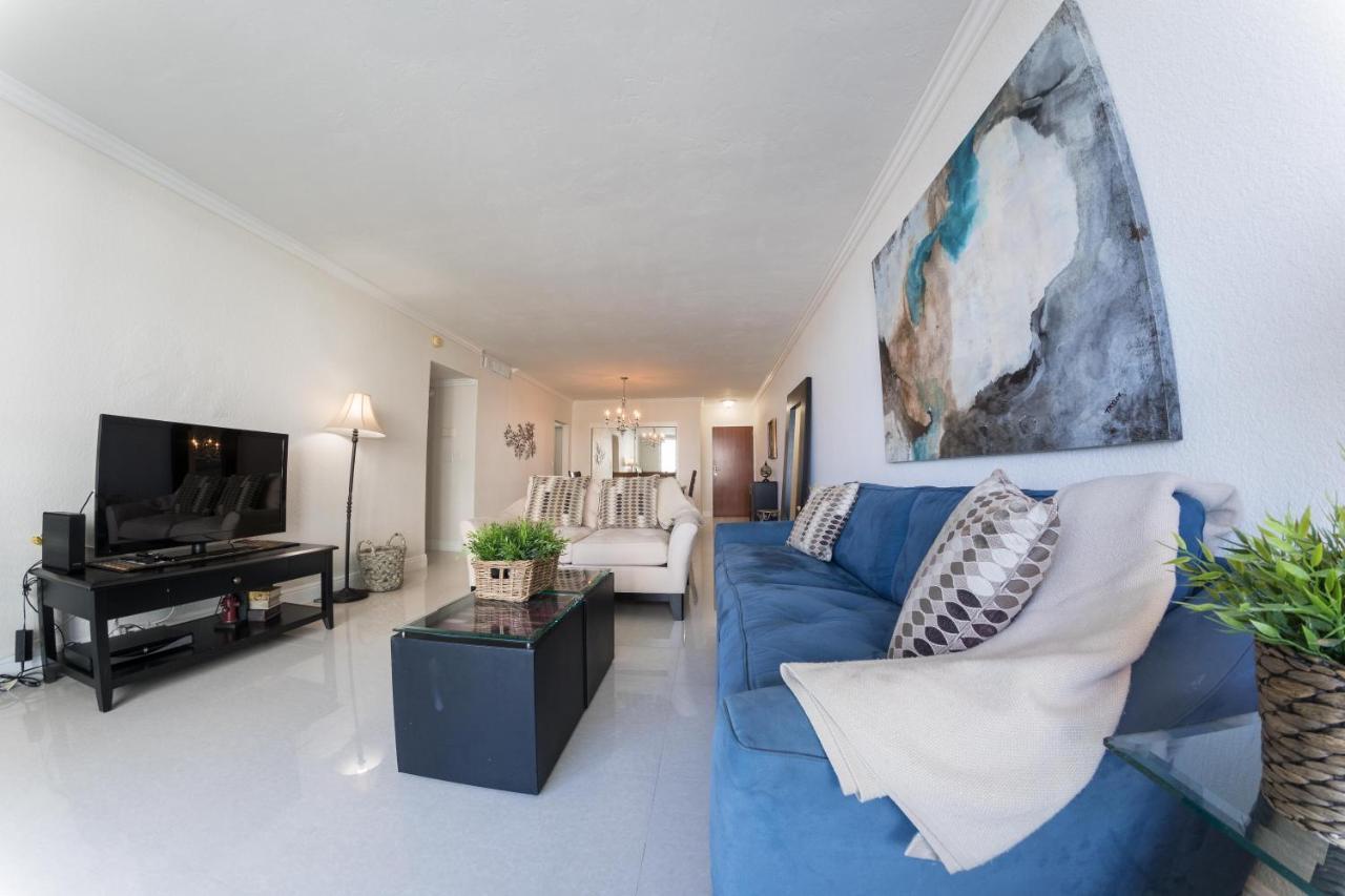 Apartment Tides Hollywood *