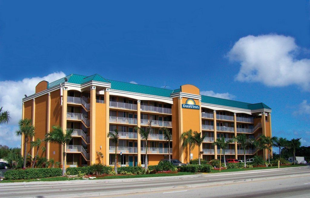 Days By Wyndham Lauderdale-oakland Park Airport N 2*