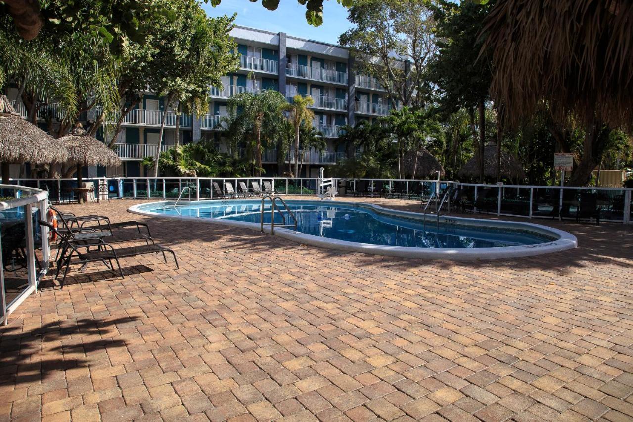 Lauderdale Grand 3* Fort Lauderdale