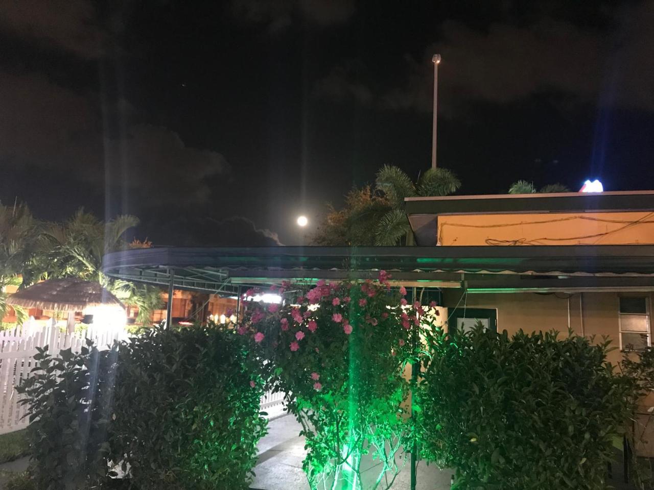 Bali Hai Motel
