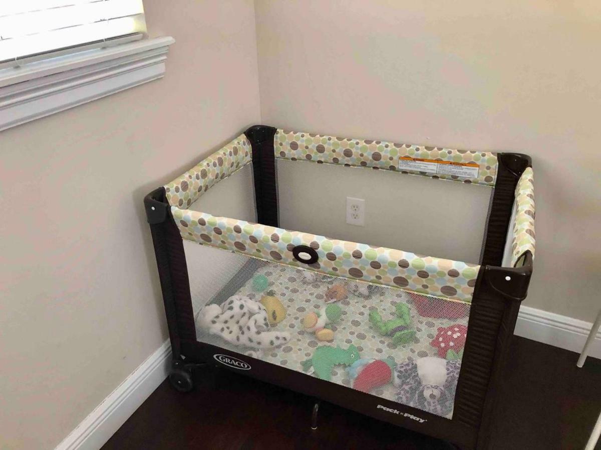 Holiday home New 4 Bedroom House Close To Everything In Fll#320
