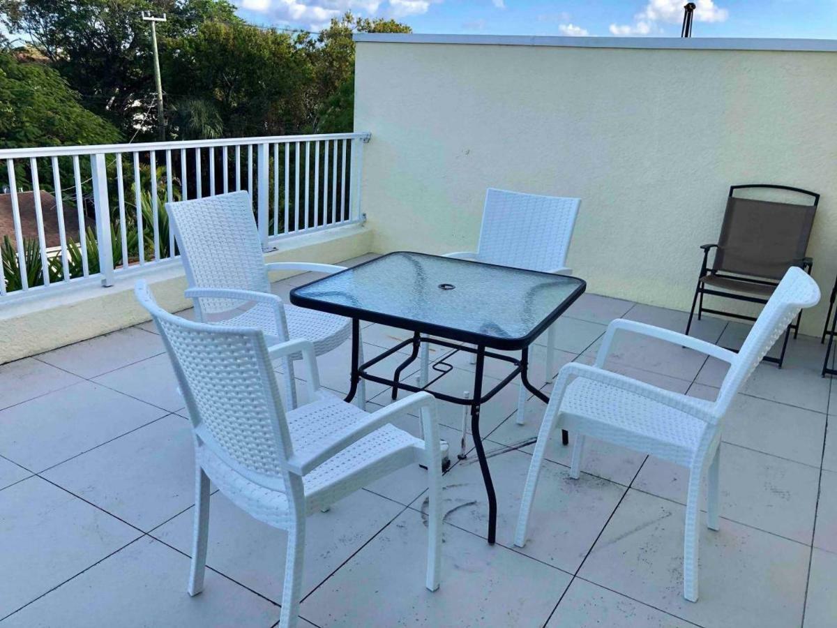 New 4 Bedroom House Close To Everything In Fll#320 Holiday home *