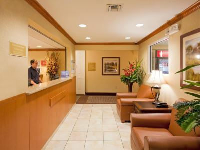 Hotel Candlewood Lauderdale Airport-cruise By Ihg