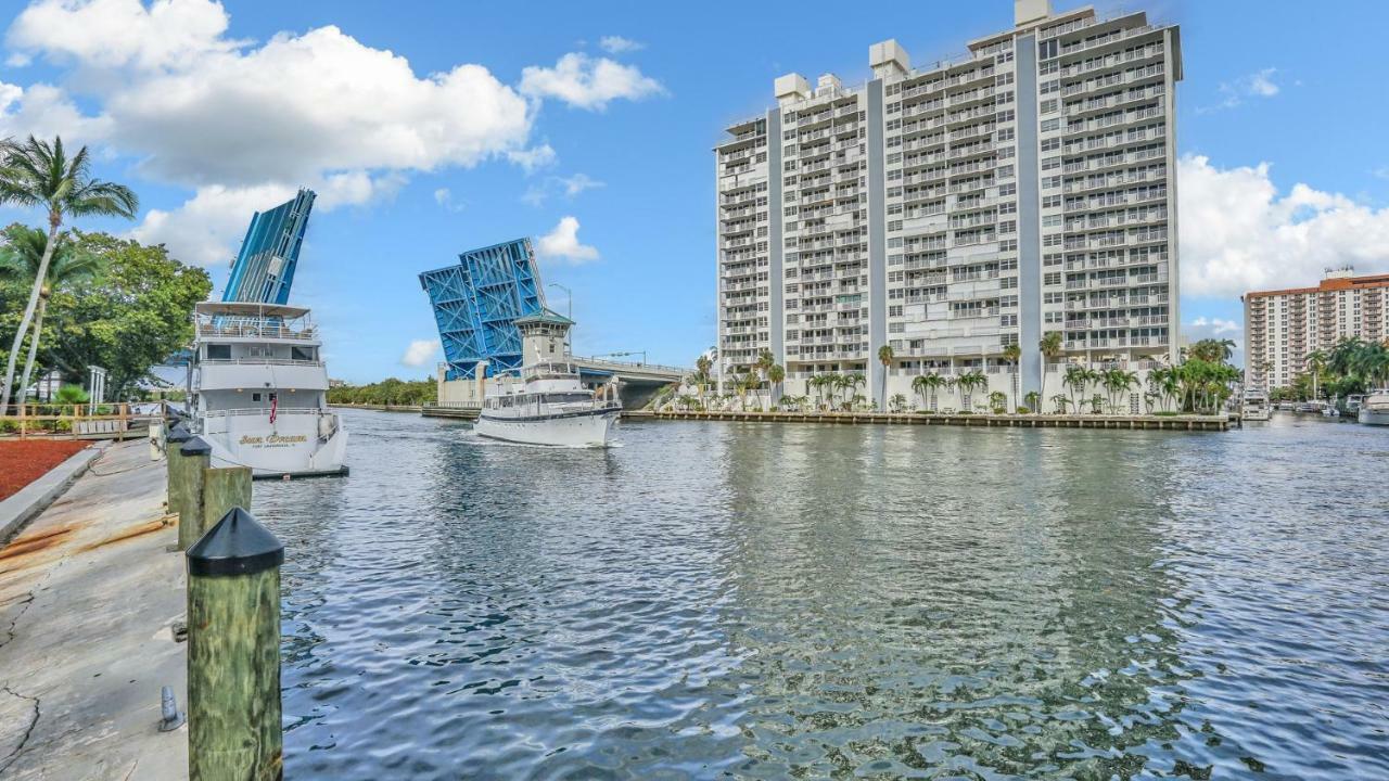 Gallery One - A Doubletree By Hilton Fort Lauderdale