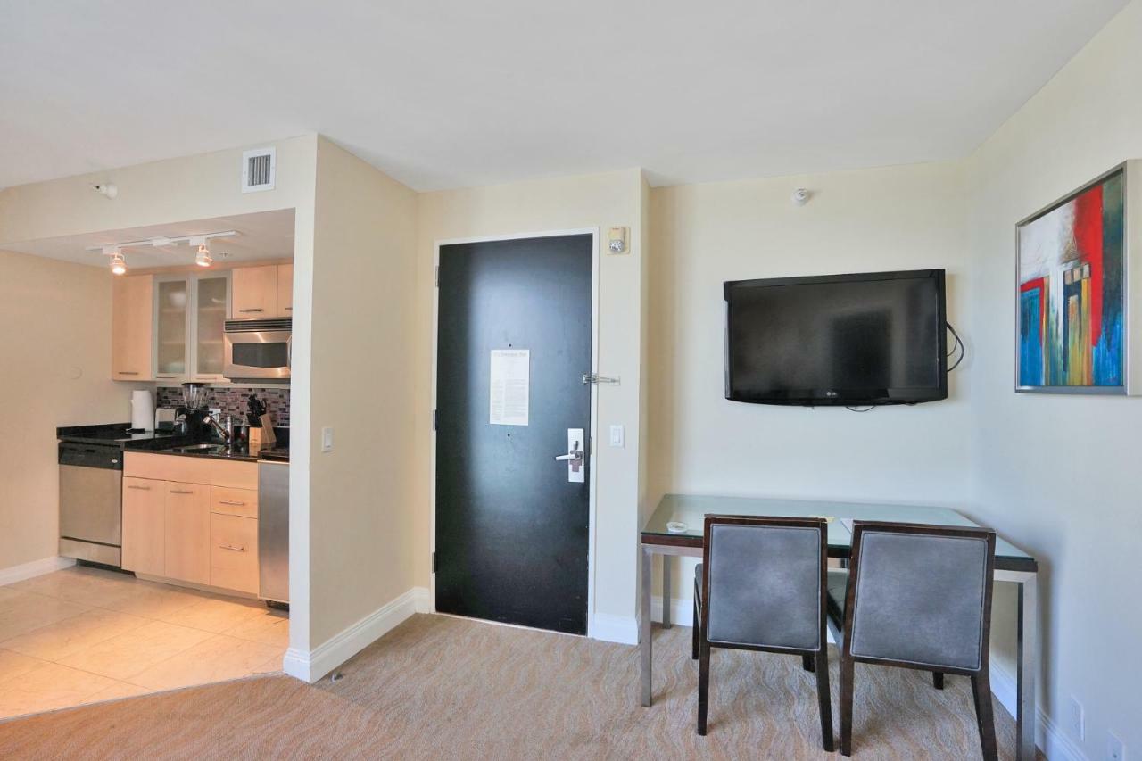 Gallery One - A Doubletree By Hilton 4* Fort Lauderdale