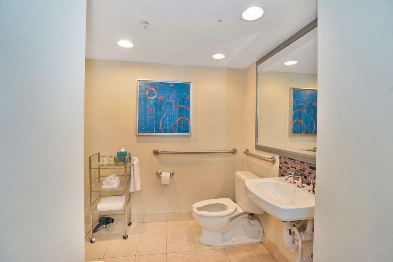 Hotel Gallery One - A Doubletree By Hilton Fort Lauderdale