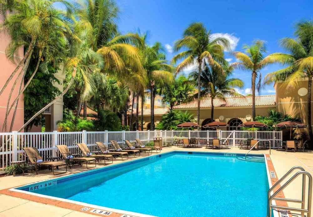 Courtyard By Marriott Lauderdale North/cypress Creek Hotel 3*