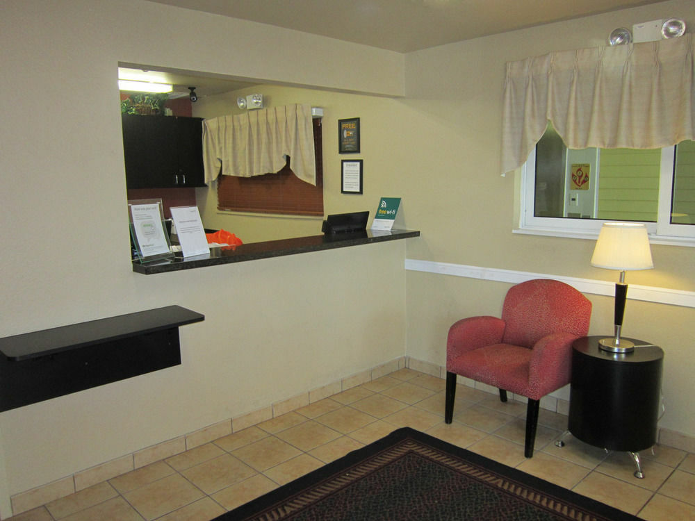 Hometowne By Red Roof Lauderdale 2* Fort Lauderdale