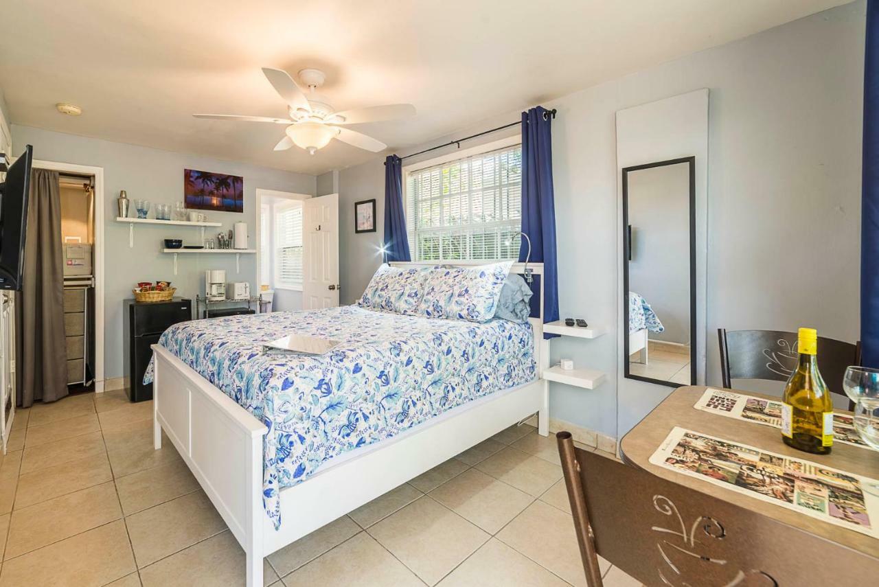 Apartment The Blue Door Fort Lauderdale